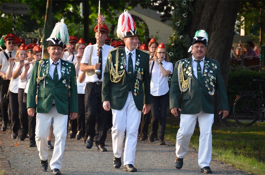 Einmarsch der Vereine